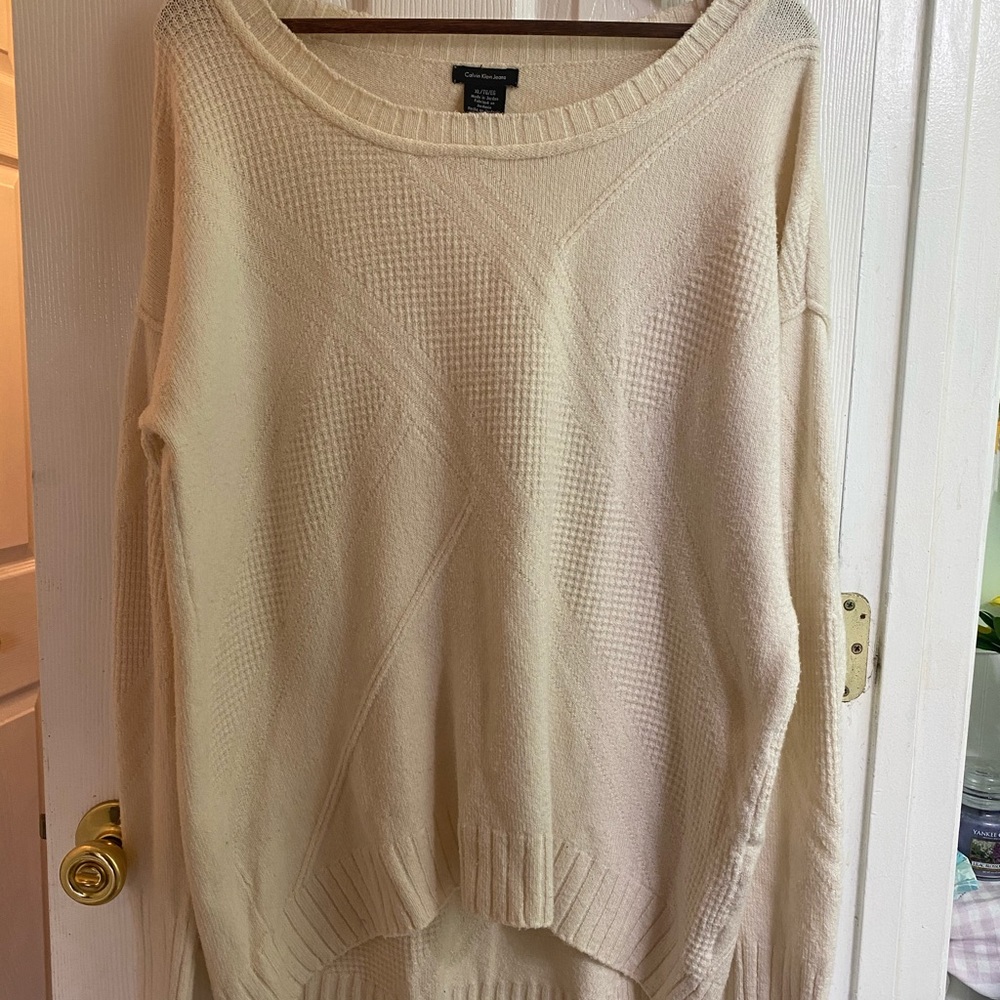 Like New Calvin Klein Jeans Cream Sweater XL